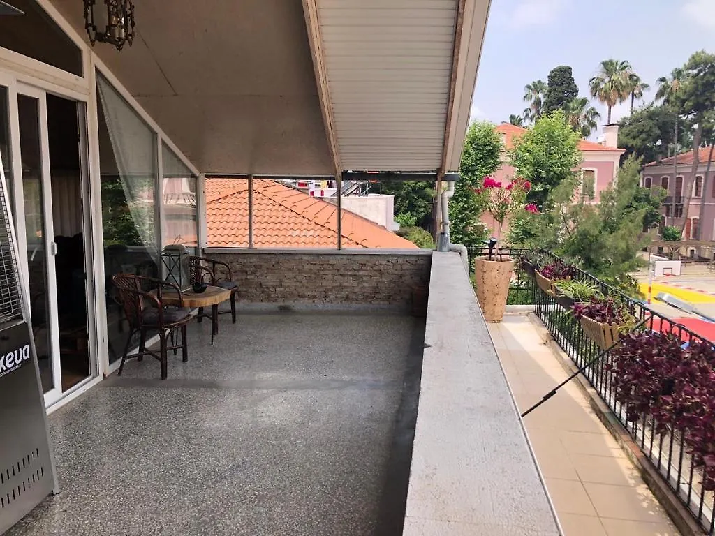 Kaleici Benzersiz Donanimli Muethis Teras Keyfi Uygun Fiyat Ev Antalya Apartman