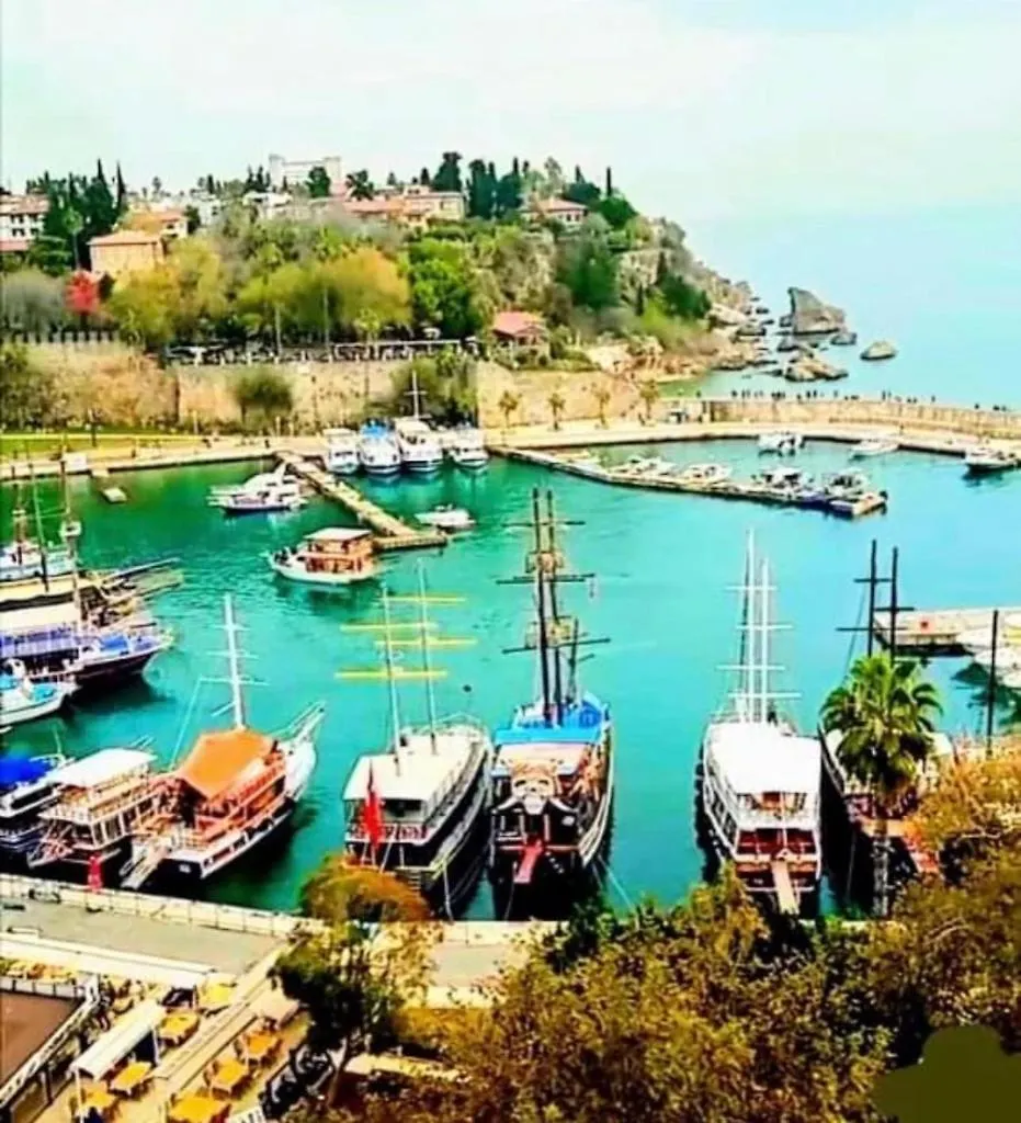 Kaleici Benzersiz Donanimli Muethis Teras Keyfi Uygun Fiyat Ev Antalya 0*,