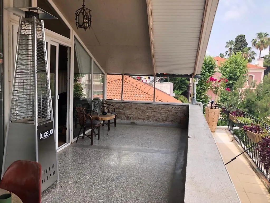 Kaleici Benzersiz Donanimli Muethis Teras Keyfi Uygun Fiyat Ev Antalya Turkiet