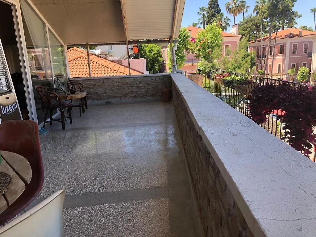 Lägenhet Kaleici Benzersiz Donanimli Muethis Teras Keyfi Uygun Fiyat Ev Antalya Turkiet