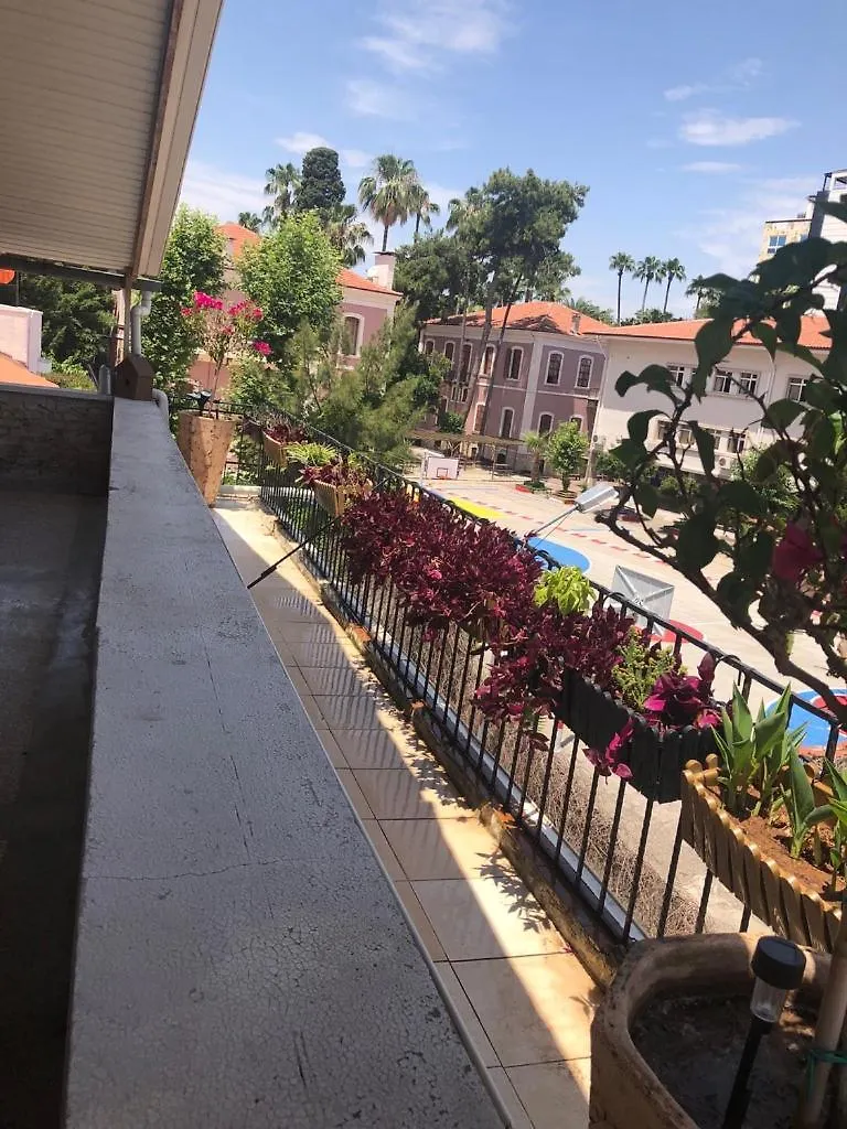 Lägenhet Kaleici Benzersiz Donanimli Muethis Teras Keyfi Uygun Fiyat Ev Antalya Turkiet